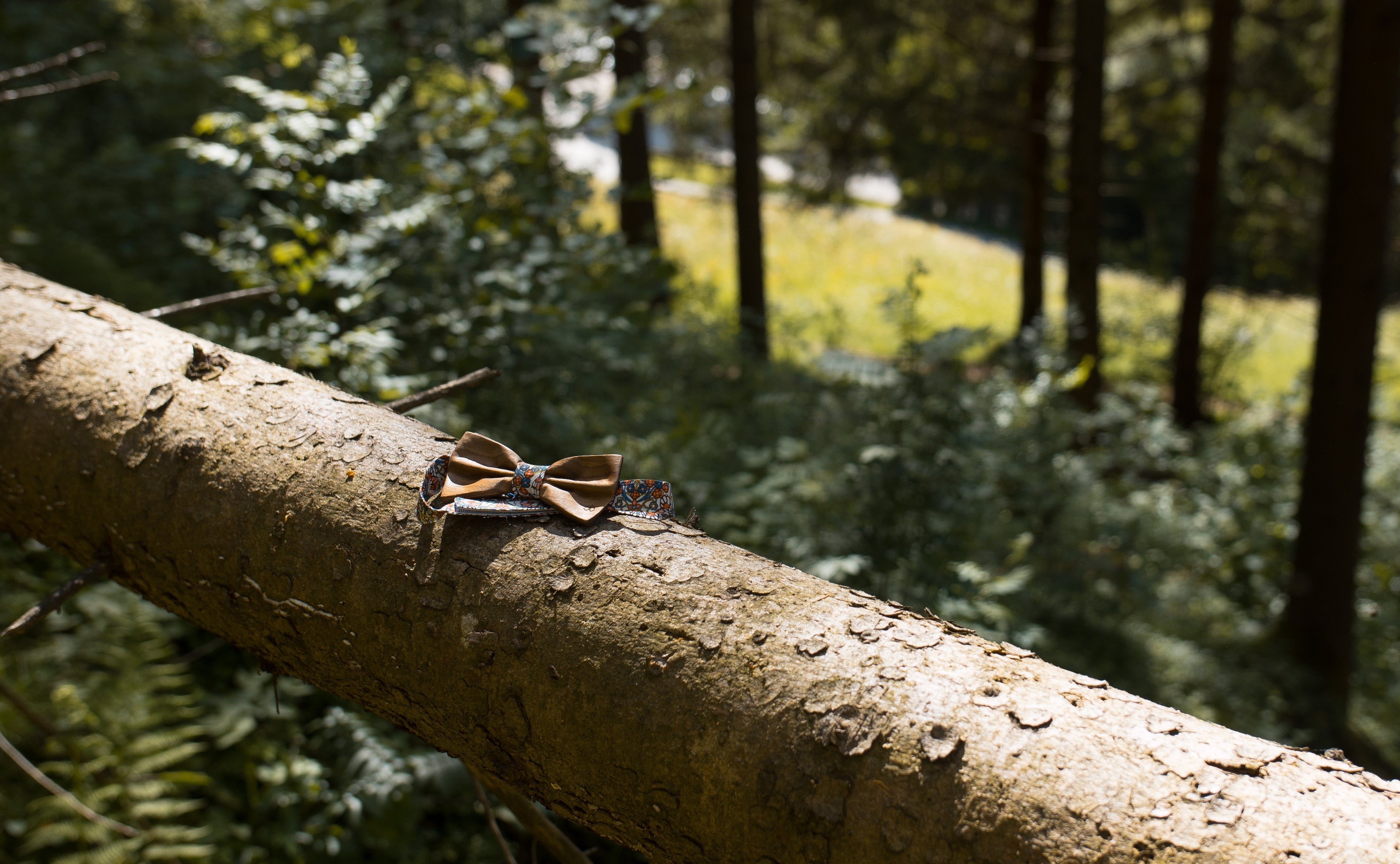 EMPEROR - bow tie by Ahrwood | Handcrafted out of nature