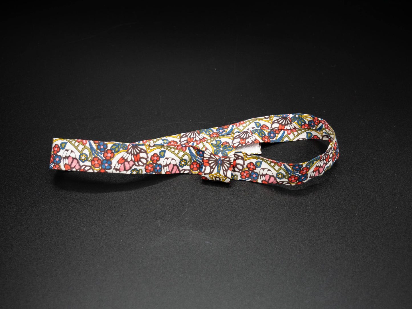 Changeable straps for your bow tie