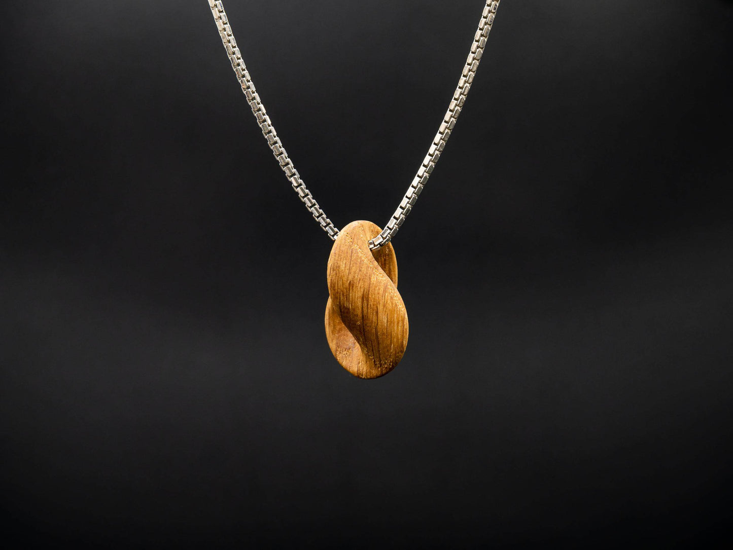 Collana "Oloid"