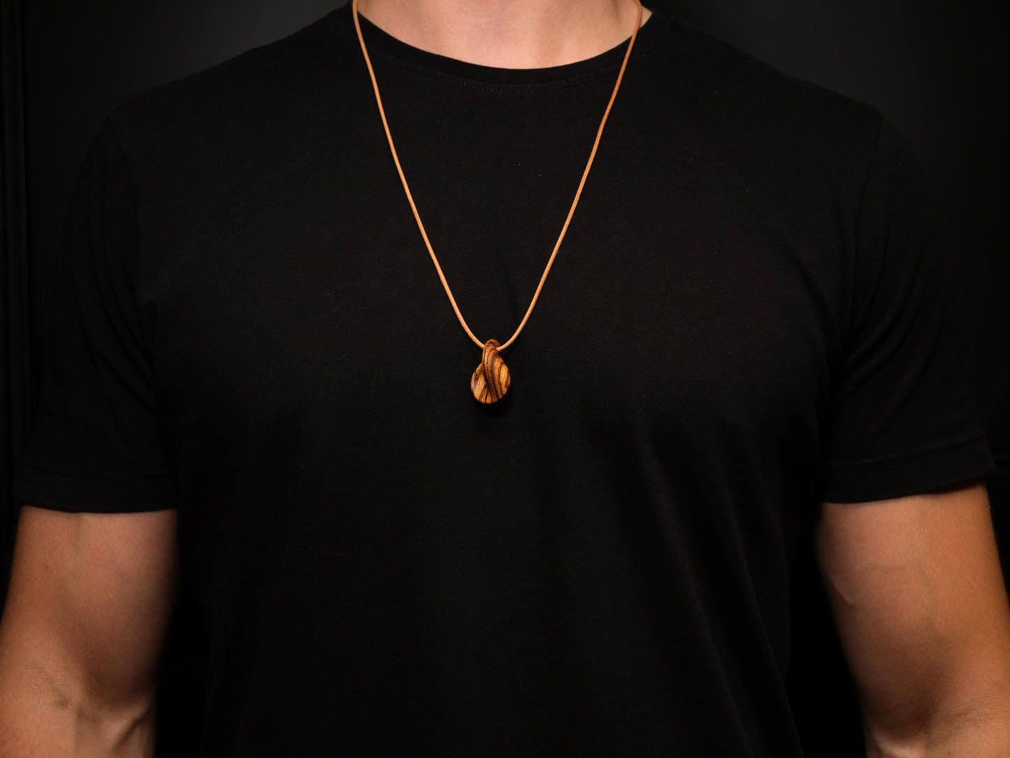 Collana "Oloid"